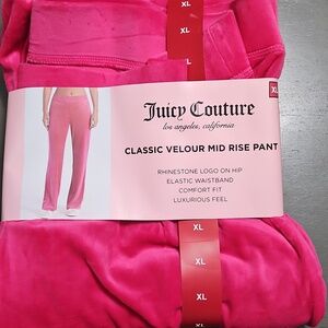 Women's Juicy Couture velour Mid Rise Pant.  Pink XL